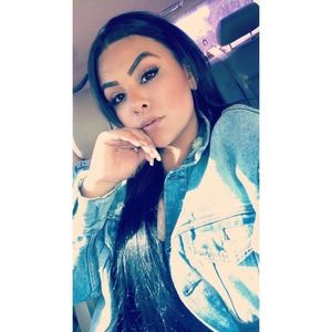 Meet your Posher, Denisee